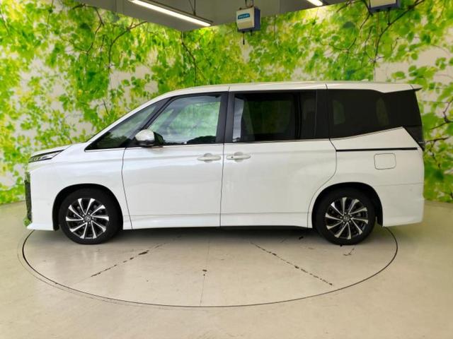 ヴォクシー S-Z 保証書/ディスプレイオーディオ+ナビ/フリップダウンモニター/衝突安全装置/両側電動スライドドア/シートヒーター/全方位モニター/車線逸脱防止支援システム/電動バックドア 衝突被害軽減システム(2枚目)