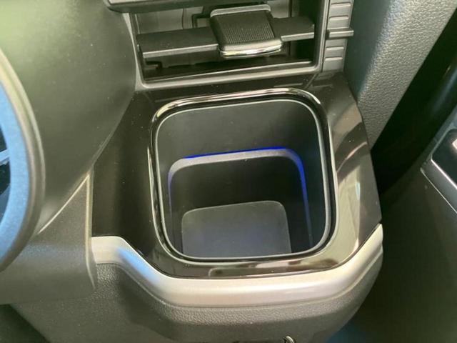 ＷＥＣＡＲＳでは各商談席に大型モニターをご用意しております！見やすい大画面でゆったりと全国の在庫をご覧いただけます！是非ご来店お待ちしております！