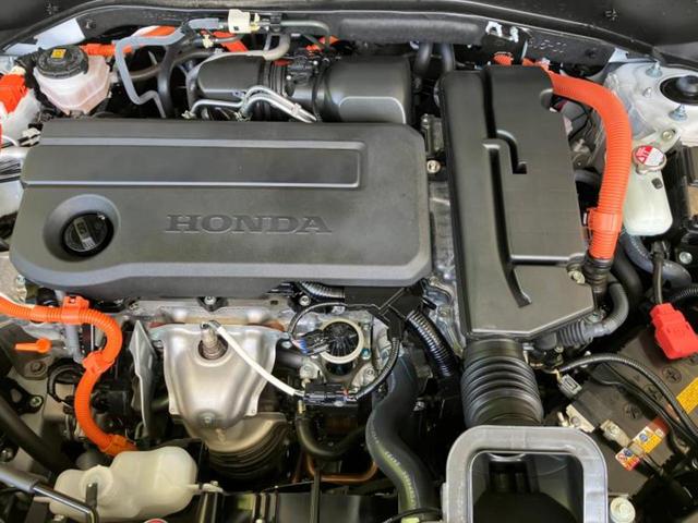 ＺＲ－Ｖ ｅＨＥＶ　Ｚブラックスタイル　ＢＯＳＥ／保証書／ディスプレイオーディオ＋ナビ９インチ／ホンダセンシング／シートヒーター　前席／全方位モニター／車線逸脱防止支援システム／シート　合皮／電動バックドア／ヘッドランプ　ＬＥＤ　電動シート（41枚目）