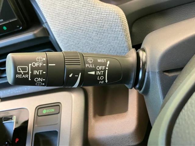 フリード AIR 保証書/純正 8インチ ナビ/ホンダセンシング/両側電動スライドドア/車線逸脱防止支援システム/登録済未使用車/ヘッドランプ LED/USBジャック/Bluetooth接続/EBD付ABS 禁煙車(24枚目)