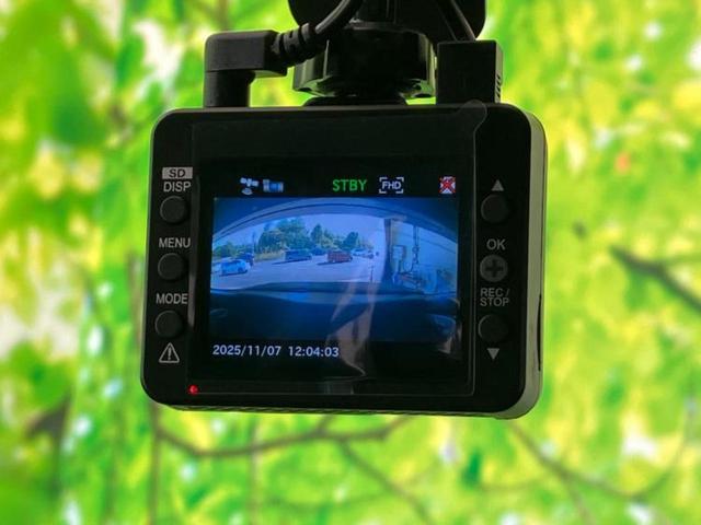 Ｃ－ＨＲ Ｇモードネロセーフティプラス３　新品タイヤ／純正エアロ／保証書／ディスプレイオーディオ８インチ／衝突安全装置／シートヒーター／全方位モニター／車線逸脱防止支援システム／シート　ハーフレザー／ドライブレコーダー　社外　全周囲カメラ（13枚目）