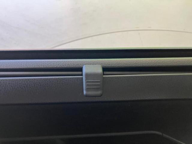 ヴォクシー ハイブリッドV 新品タイヤ/社外 SDナビ/フリップダウンモニター 社外 10.2インチ/電動スライドドア/シートヒーター 前席/パーキングアシスト バックガイド/ドライブレコーダー 社外 バックカメラ 後席モニター(16枚目)