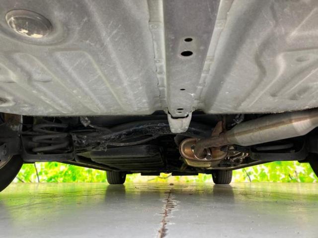 ヴォクシー ハイブリッドＶ　新品タイヤ／社外　ＳＤナビ／フリップダウンモニター　社外　１０．２インチ／電動スライドドア／シートヒーター　前席／パーキングアシスト　バックガイド／ドライブレコーダー　社外　バックカメラ　後席モニター（35枚目）