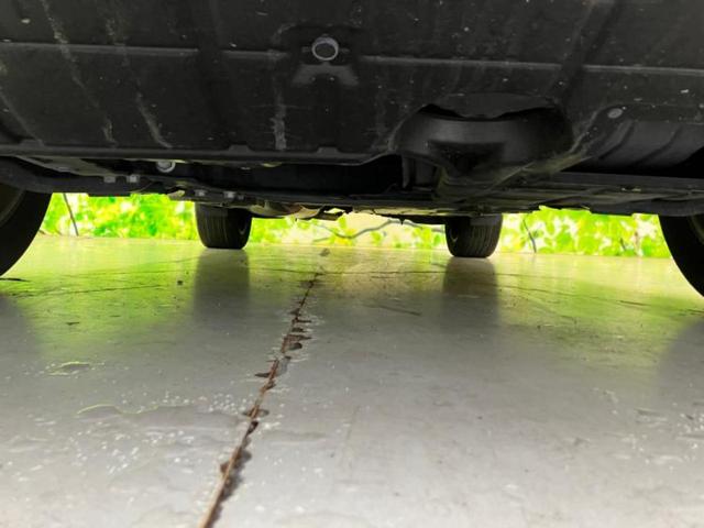 ハリアー プレミアム　新品タイヤ／社外　ＳＤナビ／車線逸脱防止支援システム／シート　ハーフレザー／電動バックドア／ヘッドランプ　ＨＩＤ／Ｂｌｕｅｔｏｏｔｈ接続／ＥＴＣ／ＥＢＤ付ＡＢＳ／横滑り防止装置　バックカメラ（36枚目）