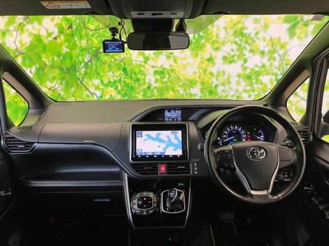 ヴォクシー ハイブリッドZSキラメキ3 保証書/純正 9インチ SDナビ/フリップダウンモニター/トヨタセーフティセンス/両側電動スライドドア/シートヒーター 前席/車線逸脱防止支援システム/ドライブレコーダー 社外 衝突被害軽減システム(4枚目)