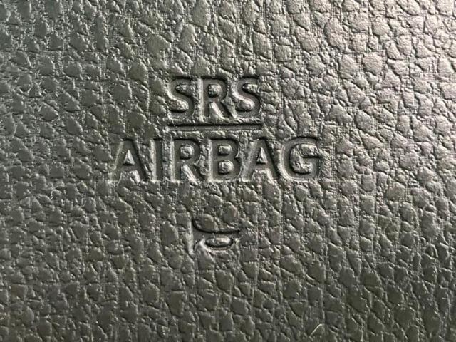 ヴォクシー ハイブリッドZSキラメキ3 保証書/純正 9インチ SDナビ/フリップダウンモニター/トヨタセーフティセンス/両側電動スライドドア/シートヒーター 前席/車線逸脱防止支援システム/ドライブレコーダー 社外 衝突被害軽減システム(18枚目)