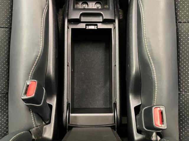 ヴォクシー ハイブリッドZSキラメキ3 保証書/純正 9インチ SDナビ/フリップダウンモニター/トヨタセーフティセンス/両側電動スライドドア/シートヒーター 前席/車線逸脱防止支援システム/ドライブレコーダー 社外 衝突被害軽減システム(19枚目)