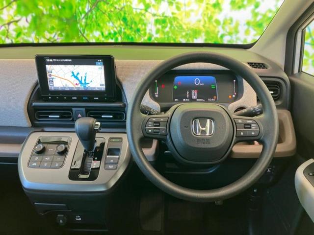 フリード eHEVエアー 保証書/純正 8インチ ナビ/ホンダセンシング/両側電動スライドドア/車線逸脱防止支援システム/登録済未使用車/ヘッドランプ LED/Bluetooth接続/EBD付ABS/横滑り防止装置 禁煙車(5枚目)