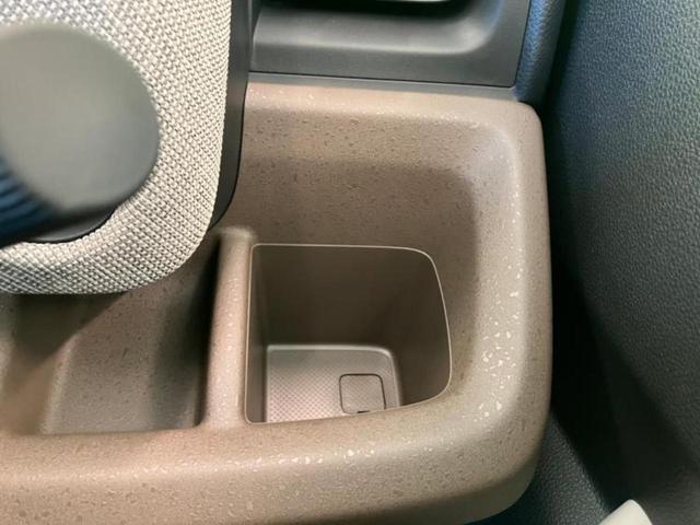 フリード eHEVエアー 保証書/純正 8インチ ナビ/ホンダセンシング/両側電動スライドドア/車線逸脱防止支援システム/登録済未使用車/ヘッドランプ LED/Bluetooth接続/EBD付ABS/横滑り防止装置 禁煙車(24枚目)