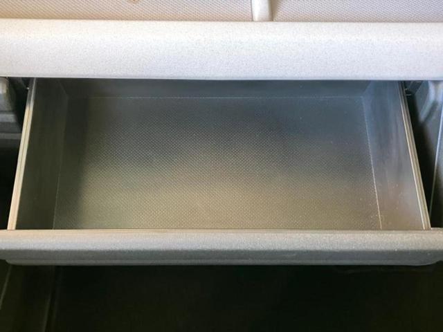 スペーシア ハイブリッドＧ　保証書／衝突安全装置／車線逸脱防止支援システム／ＡＢＳ／アイドリングストップ／禁煙車／エアバッグ　サイド／エンジンスタートボタン／キーレススタートシステム／オートエアコン／オートライト／取扱説明書（19枚目）