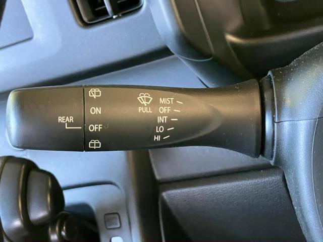 スペーシア ハイブリッドＧ　保証書／衝突安全装置／車線逸脱防止支援システム／ＡＢＳ／アイドリングストップ／禁煙車／エアバッグ　サイド／エンジンスタートボタン／キーレススタートシステム／オートエアコン／オートライト／取扱説明書（23枚目）