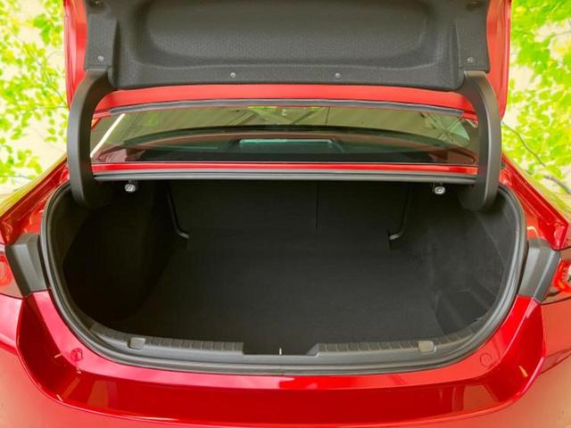 ＭＡＺＤＡ３セダン ＸＤプロアクティブツーリングセレクション　保証書／純正　１０インチ　ＳＤナビ／衝突安全装置／シートヒーター／３６０°ビューモニター／車線逸脱防止支援システム／ドライブレコーダー　前後／ヘッドランプ　ＬＥＤ／Ｂｌｕｅｔｏｏｔｈ接続　電動シート（29枚目）