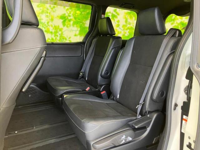 ノア Siダブルバイビー2 新品タイヤ/保証書/純正 SDナビ/トヨタセーフティセンス/両側電動スライドドア/車線逸脱防止支援システム/シート ハーフレザー/ドライブレコーダー 前後/ヘッドランプ LED/USBジャック 禁煙車(32枚目)