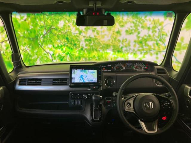 Ｎ－ＢＯＸカスタム Ｌ・ターボスタイルプラスブラック　新品タイヤ／保証書／純正　８インチ　ＳＤナビ／ホンダセンシング／両側電動スライドドア／シートヒーター／車線逸脱防止支援システム／シート　ハーフレザー／ドライブレコーダー　純正／ヘッドランプ　ＬＥＤ（4枚目）