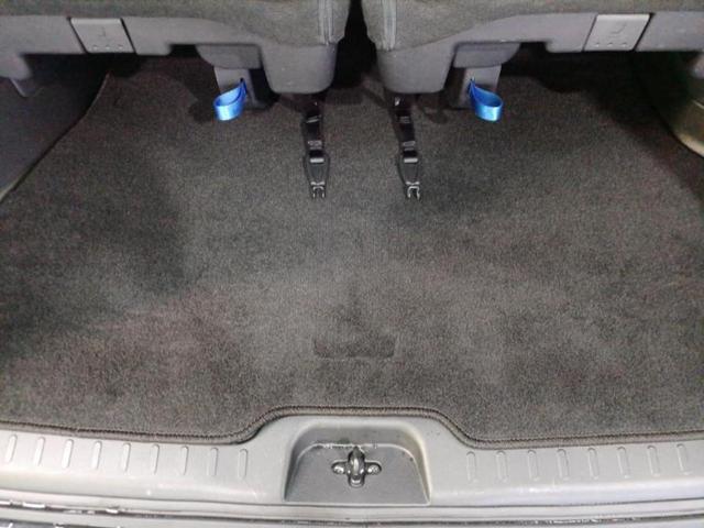 セレナ ｅパワーハイウェイスターＶ　新品タイヤ／保証書／純正　１０インチ　メモリーナビ／フリップダウンモニター　純正　１１インチ／エマージェンシーブレーキ／ハンズフリー両側電動スライドドア／アラウンドビューモニター　衝突被害軽減システム（26枚目）