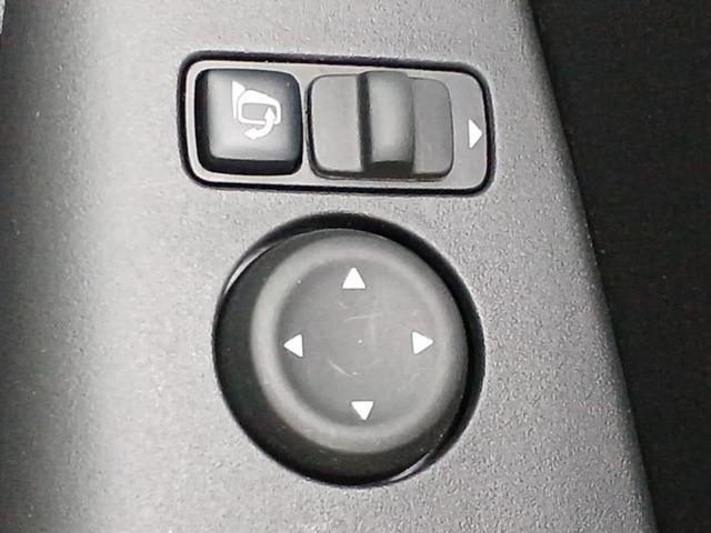 セレナ ｅパワーハイウェイスターＶ　新品タイヤ／保証書／純正　１０インチ　メモリーナビ／フリップダウンモニター　純正　１１インチ／エマージェンシーブレーキ／ハンズフリー両側電動スライドドア／アラウンドビューモニター　衝突被害軽減システム（28枚目）