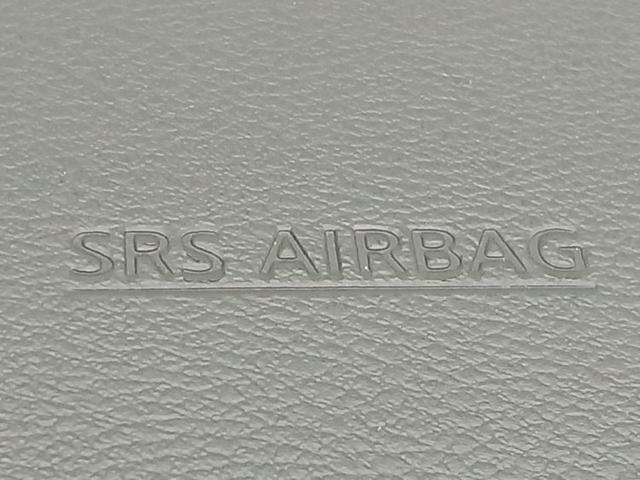 セレナ ｅパワーハイウェイスターＶ　新品タイヤ／保証書／純正　１０インチ　メモリーナビ／フリップダウンモニター　純正　１１インチ／エマージェンシーブレーキ／ハンズフリー両側電動スライドドア／アラウンドビューモニター　衝突被害軽減システム（45枚目）