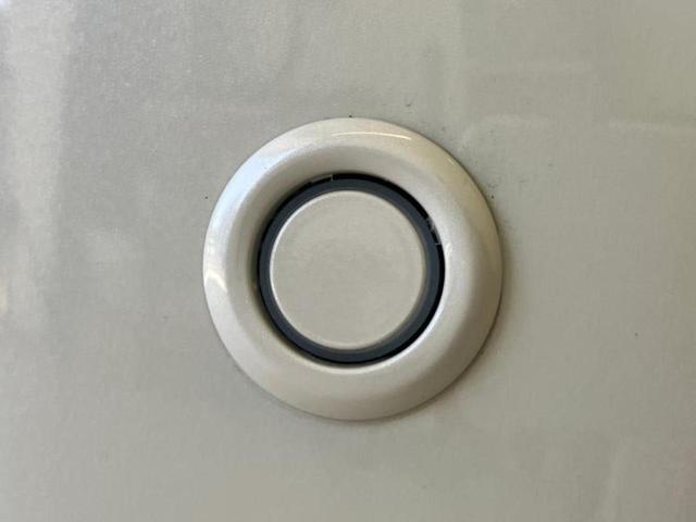 ソリオ ハイブリッドＭＺ　保証書／純正　９インチ　メモリーナビ／セーフティサポート（スズキ）／両側電動スライドドア／シートヒーター　前席／全方位モニター／車線逸脱防止支援システム／ヘッドランプ　ＬＥＤ／ＵＳＢジャック（16枚目）