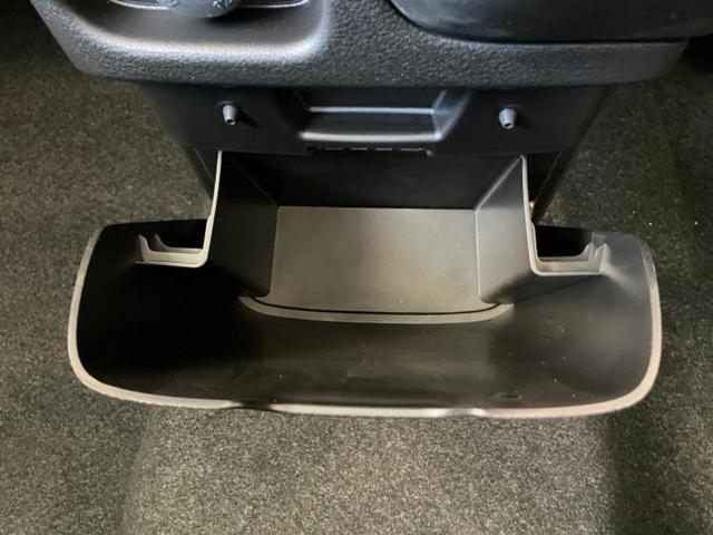 ソリオ ハイブリッドＭＺ　保証書／純正　９インチ　メモリーナビ／セーフティサポート（スズキ）／両側電動スライドドア／シートヒーター　前席／全方位モニター／車線逸脱防止支援システム／ヘッドランプ　ＬＥＤ／ＵＳＢジャック（22枚目）