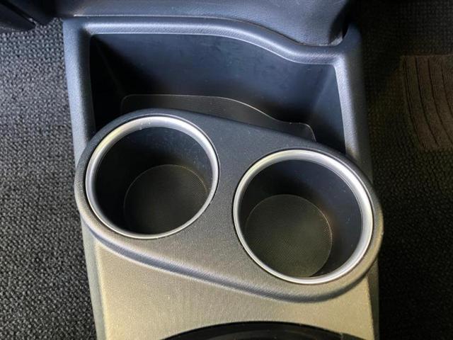 アクア Ｇ　純正　ＳＤナビ／トヨタセーフティセンス／ヘッドランプ　ＬＥＤ／ＥＴＣ／ＥＢＤ付ＡＢＳ／横滑り防止装置／アイドリングストップ／バックモニター／フルセグＴＶ／エアバッグ　運転席／エアバッグ　助手席（22枚目）