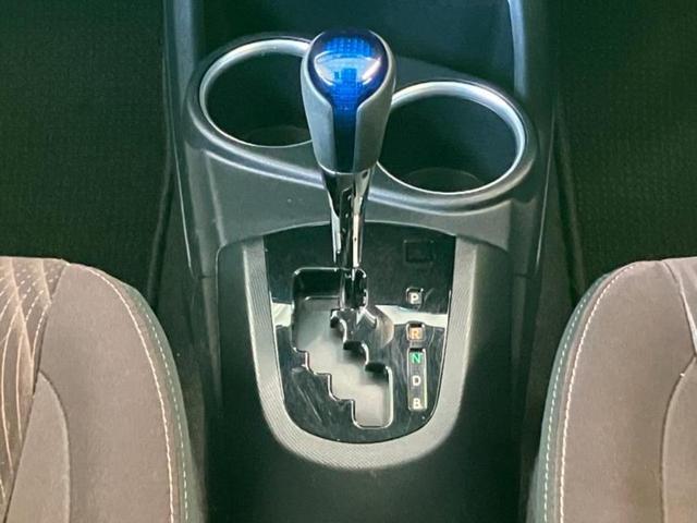 アクア Ｇ　純正　ＳＤナビ／トヨタセーフティセンス／ヘッドランプ　ＬＥＤ／ＥＴＣ／ＥＢＤ付ＡＢＳ／横滑り防止装置／アイドリングストップ／バックモニター／フルセグＴＶ／エアバッグ　運転席／エアバッグ　助手席（29枚目）