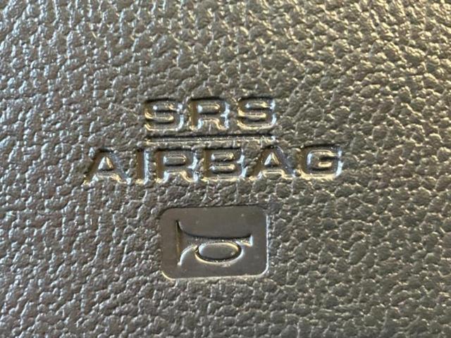 アクア Ｇ　純正　ＳＤナビ／トヨタセーフティセンス／ヘッドランプ　ＬＥＤ／ＥＴＣ／ＥＢＤ付ＡＢＳ／横滑り防止装置／アイドリングストップ／バックモニター／フルセグＴＶ／エアバッグ　運転席／エアバッグ　助手席（33枚目）