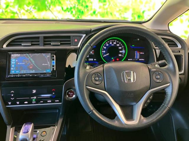 シャトル ハイブリッドＸ　新品タイヤ／純正　ＳＤナビ／衝突安全装置／シート　ハーフレザー／ヘッドランプ　ＬＥＤ／Ｂｌｕｅｔｏｏｔｈ接続／ＥＴＣ／ＥＢＤ付ＡＢＳ／横滑り防止装置／アイドリングストップ／バックモニター　バックカメラ（5枚目）