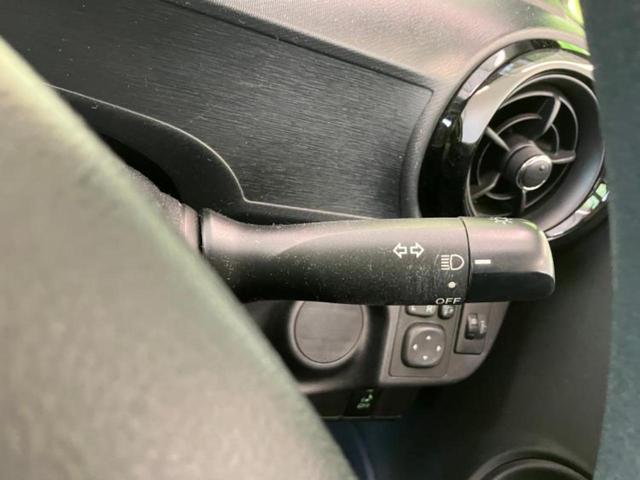 アクア Ｓ　新品タイヤ／保証書／社外　ＳＤナビ／ＥＢＤ付ＡＢＳ／横滑り防止装置／アイドリングストップ／ワンセグＴＶ／エアバッグ　運転席／エアバッグ　助手席／キーレスエントリー／オートエアコン／パワーステアリング（25枚目）