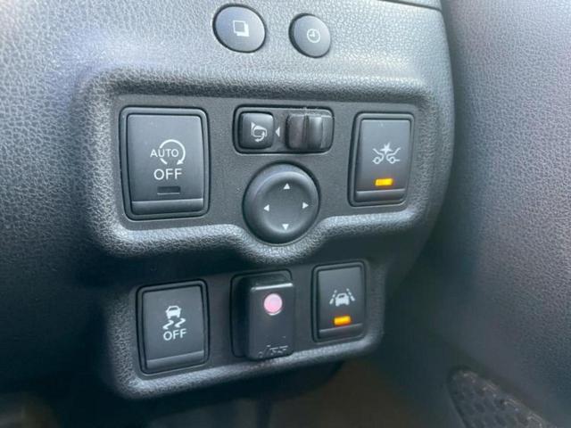 ノート メダリスト　新品タイヤ／純正　ＳＤナビ／エマージェンシーブレーキ／アラウンドビューモニター／車線逸脱防止支援システム／シート　ハーフレザー／パーキングアシスト　バックガイド／ドライブレコーダー　純正　全周囲カメラ（13枚目）