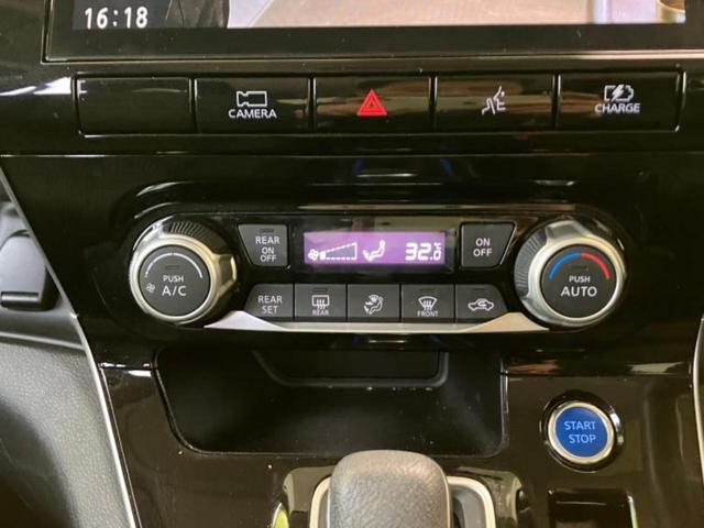 セレナ ｅパワーハイウェイスターＶ　新品タイヤ／保証書／純正　１０インチ　メモリーナビ／フリップダウンモニター　純正　１１インチ／インテリジェントルームミラー／エマージェンシーブレーキ／両側電動スライドドア／シートヒーター　前席　ＥＴＣ（10枚目）