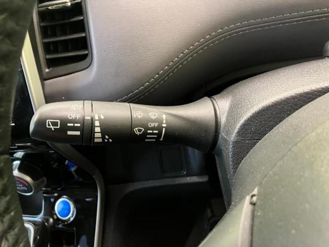 セレナ ｅパワーハイウェイスターＶ　新品タイヤ／保証書／純正　１０インチ　メモリーナビ／フリップダウンモニター　純正　１１インチ／インテリジェントルームミラー／エマージェンシーブレーキ／両側電動スライドドア／シートヒーター　前席　ＥＴＣ（22枚目）