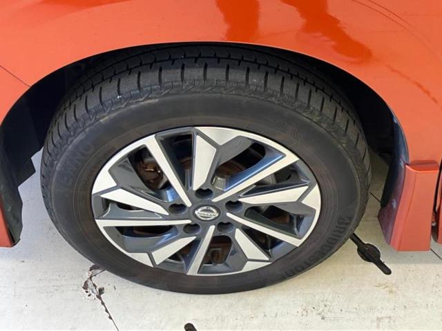 セレナ ｅパワーハイウェイスターＶ　新品タイヤ／保証書／純正　１０インチ　メモリーナビ／フリップダウンモニター　純正　１１インチ／インテリジェントルームミラー／エマージェンシーブレーキ／両側電動スライドドア／シートヒーター　前席　ＥＴＣ（39枚目）