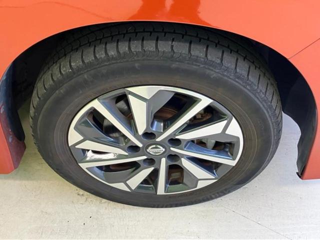 セレナ ｅパワーハイウェイスターＶ　新品タイヤ／保証書／純正　１０インチ　メモリーナビ／フリップダウンモニター　純正　１１インチ／インテリジェントルームミラー／エマージェンシーブレーキ／両側電動スライドドア／シートヒーター　前席　ＥＴＣ（42枚目）