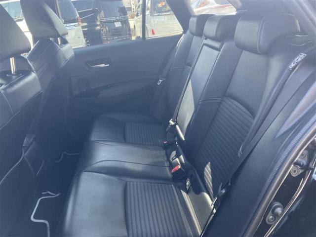 カローラツーリング ハイブリッドダブルバイビー　新品タイヤ／保証書／ディスプレイオーディオ＋ナビ９インチ／トヨタセーフティセンス／車線逸脱防止支援システム／シート　ハーフレザー／ヘッドランプ　ＬＥＤ／ＥＴＣ／ＥＢＤ付ＡＢＳ　衝突被害軽減システム（6枚目）