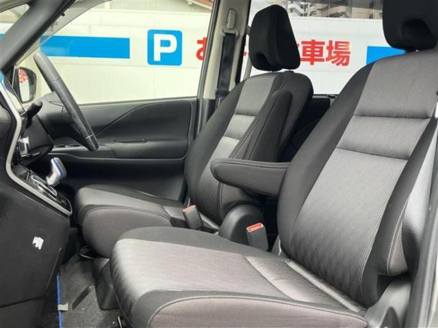 ＷＥＣＡＲＳではほぼ毎日新しい在庫車両を入荷しております！お客様のこだわりを叶える１台がきっとＷＥＣＡＲＳにあるはずです！