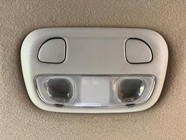 ＷＥＣＡＲＳの展示場では実際に見て、触ってお車をお選びいただけます！知識の豊富な営業スタッフが様々なカーライフをご提案いたします！