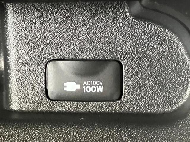 ハイエースワゴン GL 保証書/純正 SDナビ/フリップダウンモニター 純正 12.8インチ/衝突安全装置/電動スライドドア/車線逸脱防止支援システム/シート 合皮/ドライブレコーダー 社外/ヘッドランプ HID 禁煙車(15枚目)