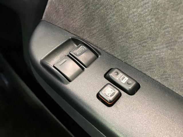 ハイエースワゴン GL 保証書/純正 SDナビ/フリップダウンモニター 純正 12.8インチ/衝突安全装置/電動スライドドア/車線逸脱防止支援システム/シート 合皮/ドライブレコーダー 社外/ヘッドランプ HID 禁煙車(18枚目)