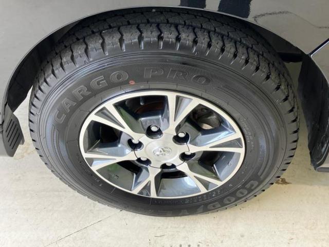 ハイエースワゴン GL 保証書/純正 SDナビ/フリップダウンモニター 純正 12.8インチ/衝突安全装置/電動スライドドア/車線逸脱防止支援システム/シート 合皮/ドライブレコーダー 社外/ヘッドランプ HID 禁煙車(39枚目)