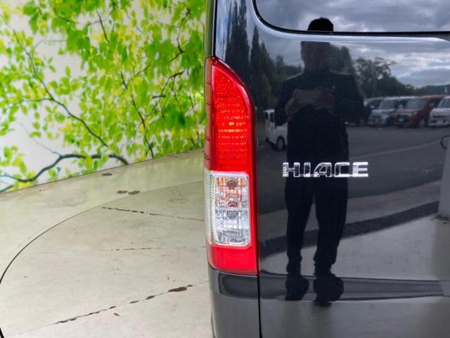 ハイエースワゴン GL 保証書/純正 SDナビ/フリップダウンモニター 純正 12.8インチ/衝突安全装置/電動スライドドア/車線逸脱防止支援システム/シート 合皮/ドライブレコーダー 社外/ヘッドランプ HID 禁煙車(45枚目)