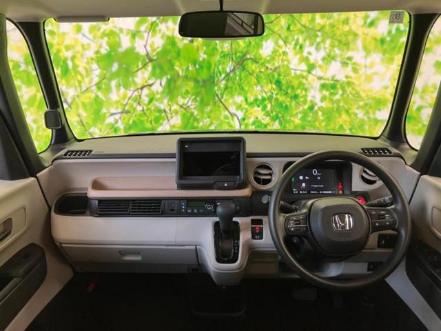 Ｎ－ＢＯＸ ヒョウジュン　ホンダセンシング／電動スライドドア／車線逸脱防止支援システム／ＡＢＳ／横滑り防止装置／アイドリングストップ／禁煙車／パワーウインドウ／エンジンスタートボタン／Ｈｏｎｄａスマートキー／オートエアコン（4枚目）