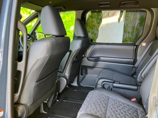 ヴォクシー ハイブリッドS-Z 保証書/ディスプレイオーディオ+ナビ10インチ/衝突安全装置/両側電動スライドドア/シートヒーター/車線逸脱防止支援システム/シート ハーフレザー/電動バックドア/オートステップ 衝突被害軽減システム(32枚目)