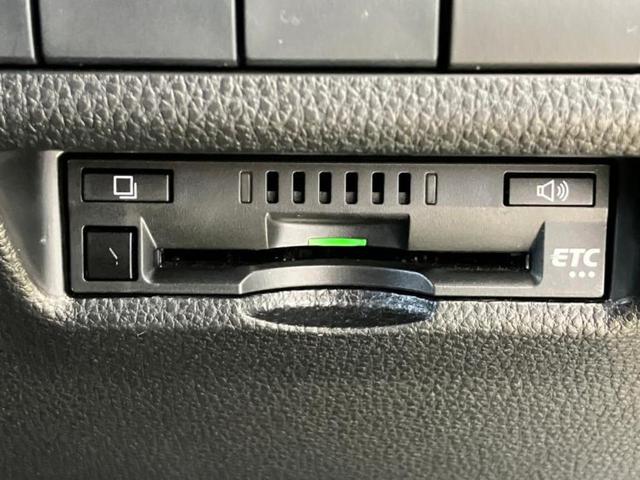 RAV4 4WDアドベンチャー 保証書/社外 9インチ SDナビ/衝突安全装置/車線逸脱防止支援システム/シート 合皮/ヘッドランプ LED/Bluetooth接続/ETC/EBD付ABS/横滑り防止装置/バックモニター 4WD(11枚目)