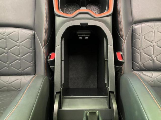 RAV4 4WDアドベンチャー 保証書/社外 9インチ SDナビ/衝突安全装置/車線逸脱防止支援システム/シート 合皮/ヘッドランプ LED/Bluetooth接続/ETC/EBD付ABS/横滑り防止装置/バックモニター 4WD(21枚目)