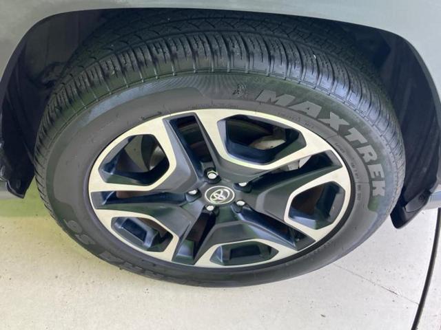 RAV4 4WDアドベンチャー 保証書/社外 9インチ SDナビ/衝突安全装置/車線逸脱防止支援システム/シート 合皮/ヘッドランプ LED/Bluetooth接続/ETC/EBD付ABS/横滑り防止装置/バックモニター 4WD(42枚目)