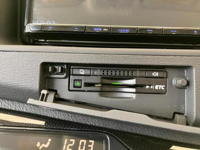 アイシス プラタナVセレクション 保証書/社外 SDナビ/フリップダウンモニター 社外 10.1インチ/電動スライドドア/ヘッドランプ HID/Bluetooth接続/ETC/EBD付ABS/バックモニター/フルセグTV バックカメラ(12枚目)