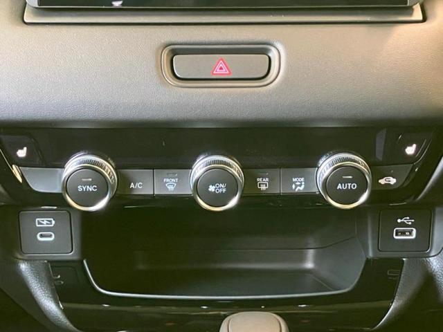 ヴェゼル eHEV Z 保証書/純正 9インチ ナビ/ホンダセンシング/シートヒーター 前席/車線逸脱防止支援システム/電動バックドア/登録済未使用車/ヘッドランプ LED/Bluetooth接続/EBD付ABS 禁煙車(11枚目)