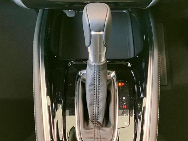 ヴェゼル eHEV Z 保証書/純正 9インチ ナビ/ホンダセンシング/シートヒーター 前席/車線逸脱防止支援システム/電動バックドア/登録済未使用車/ヘッドランプ LED/Bluetooth接続/EBD付ABS 禁煙車(19枚目)