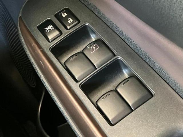 ノート eパワーメダリスト 保証書/純正 SDナビ/インテリジェントルームミラー/衝突安全装置/アラウンドビューモニター/車線逸脱防止支援システム/ドライブレコーダー 純正/ヘッドランプ LED/Bluetooth接続 禁煙車(17枚目)