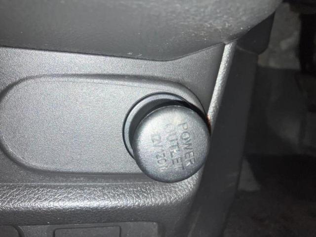 セレナ 20X VセレクションプラスセーフティHV 新品タイヤ/保証書/純正 SDナビ/衝突安全装置/両側電動スライドドア/アラウンドビューモニター/車線逸脱防止支援システム/ヘッドランプ LED/Bluetooth接続/ETC/EBD付ABS(13枚目)